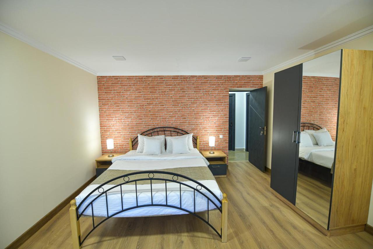 Madin Eco Hotel Debed Exterior foto